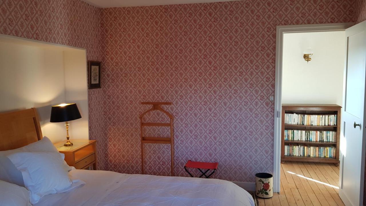 Maison De Charme En Foret De Fontainebleau Recloses Exteriör bild